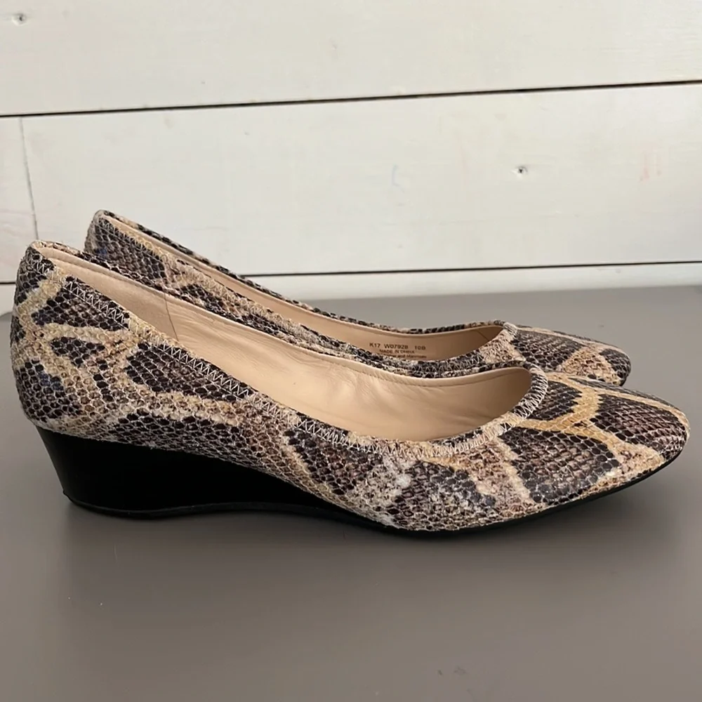 Cole Haan wedge snake print shoe size 10 - Picture 2 of 8
